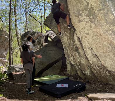 Black Diamond bouldering crash pad