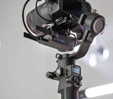 DJI RS 2 Gimbal Stabilizer Pro Combo with Raven Eye RS2