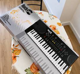 RockJam 61-Key Electronic Keyboard | Perfect for Beginners & Piano Practice