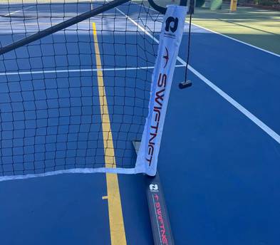 Nisplay Y1 Pickleball Machine