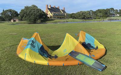 Kiteboarding package