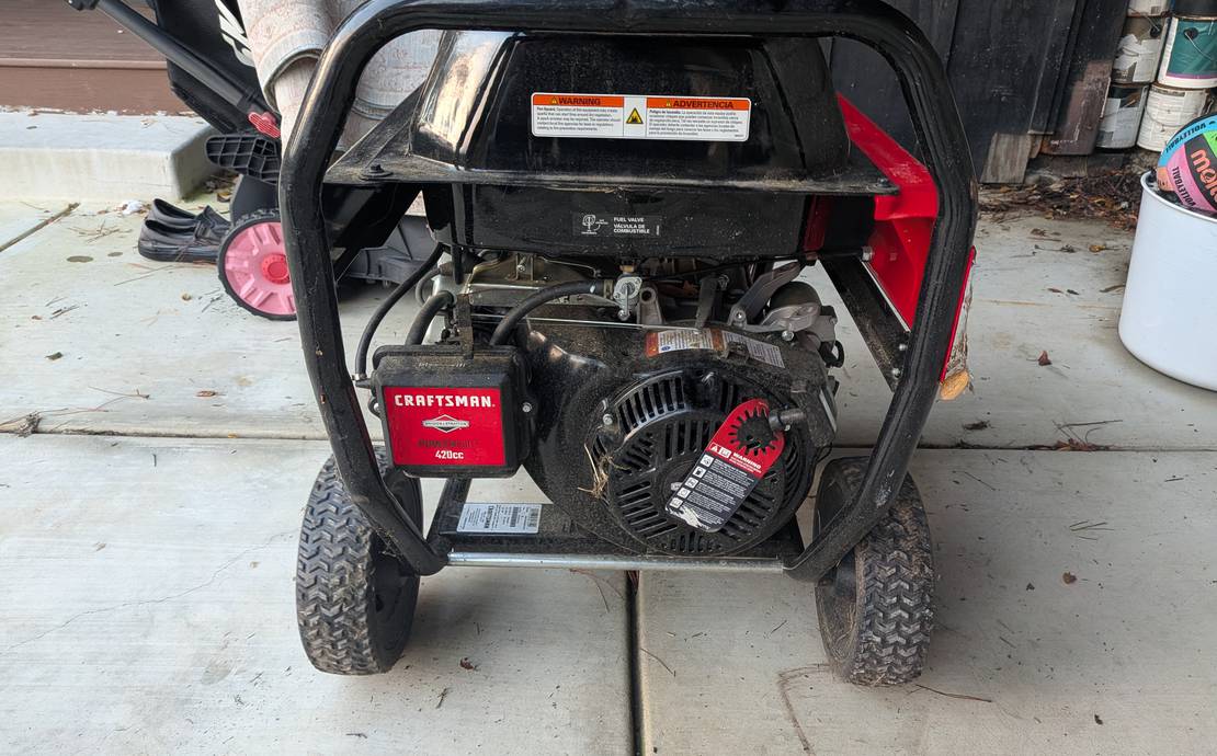 7,000W Portable Generator (10,500W Starting) – Craftsman