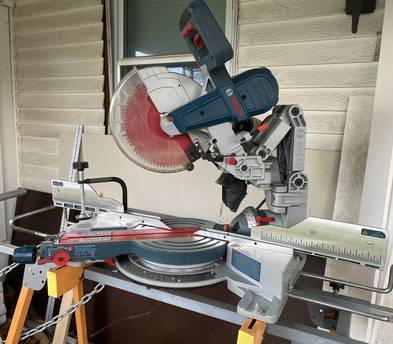 10” Bosch Miter Saw-with stand/roll bars