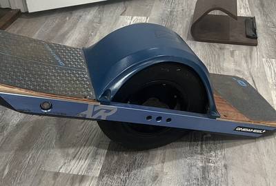 Onewheel XR w/ Fender