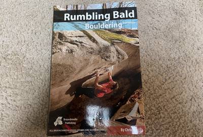 Rent Black Diamond bouldering crash pad in Hendersonville, NC