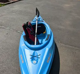 Sun Dolphin Aruba 10' Sit-In Recreational Kayak (Paddle and Lifejacket (PFD) Included)