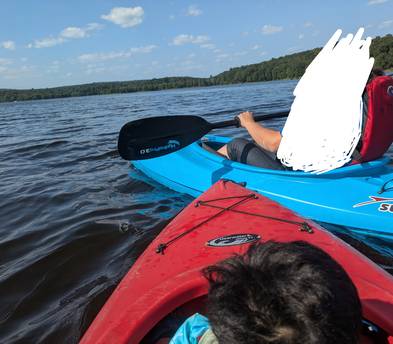 Sun Dolphin Aruba 10' Sit-In Recreational Kayak (Paddle and Lifejacket (PFD) Included)