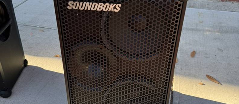 Soundboks 3 - Loud Battery-Powered Party Speaker