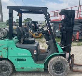 Forklift - 5,000 lbs Capacity