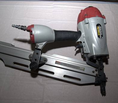 3-in-1 Air Framing Nailer with adjustable magazine for 2" to 3-1/2" clipped or full-head nails collated at 21°, 28° and 34°