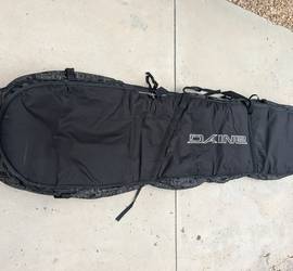 4 Surfboard Travel Bag with Wheels Dakine 9 ft