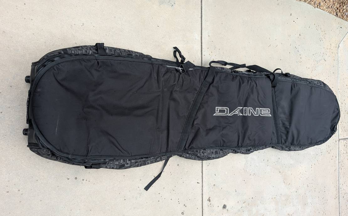 4 Surfboard Travel Bag with Wheels Dakine 9 ft