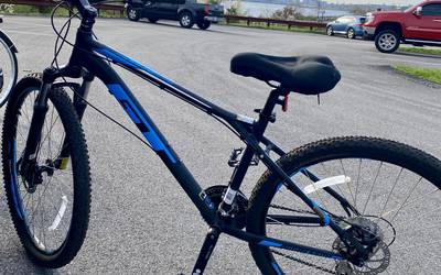 Bike rental in Barrington