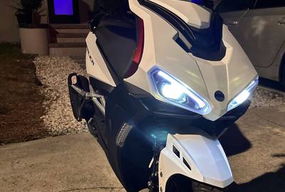 150 cc 2022 scooter up to 70 mph low mileage