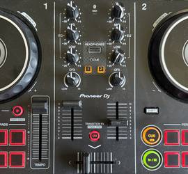 Pioneer DDJ-200 Smart DJ Controller with Built-In Software