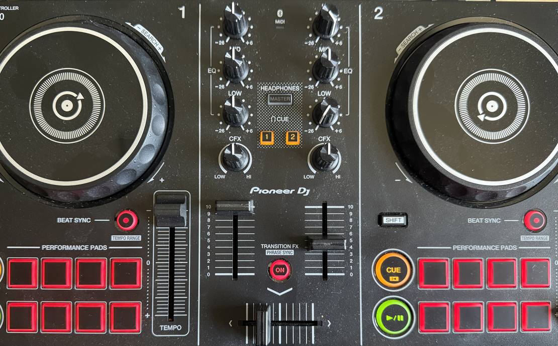 Pioneer DDJ-200 Smart DJ Controller with Built-In Software