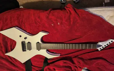Guitar rental in Mesa