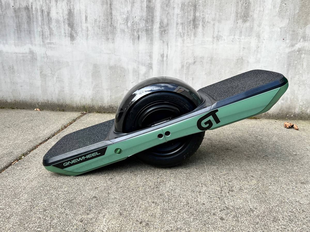 Rent Onewheel 2023 GT Photos in Seattle, WA FriendWithA