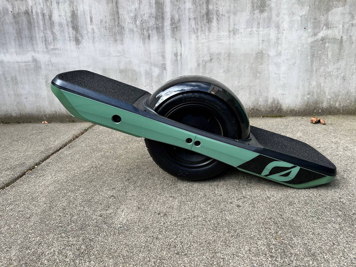 Rent Onewheel 2023 GT Photos in Seattle, WA FriendWithA