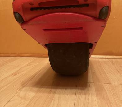 OneWheel Pint with all the flight fins and fangs (message me for 10 percent off during weekdays)