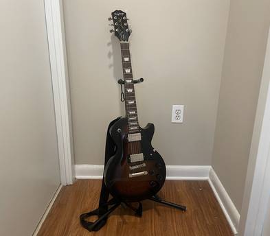 Epiphone Les Paul Studio Electric Guitar with Donner Practice Amp, Stand