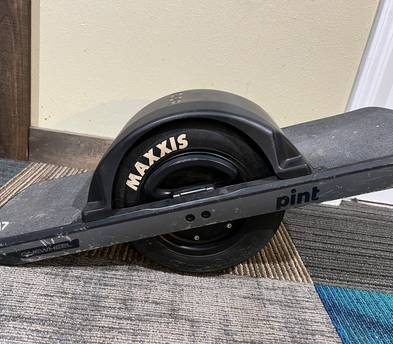 One Wheel Pint + Home Charger #1