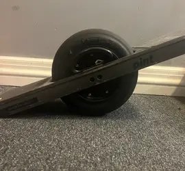 One Wheel Pint + Home Charger #3