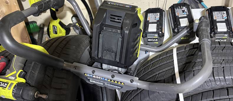 Ryobi 40 V Auger with 21” extension
