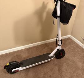 Hover-1 Journey Max Adult Electric Scooter with 700W Brushless Dual Motor Hill Climber, 19 mph Max Speed, and 26 Mile Range Commuter Scooter for Adults and Teens
