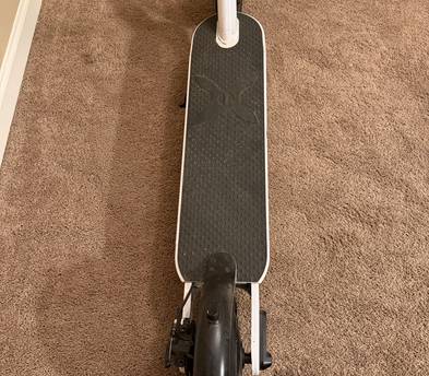Hover-1 Journey Max Adult Electric Scooter with 700W Brushless Dual Motor Hill Climber, 19 mph Max Speed, and 26 Mile Range Commuter Scooter for Adults and Teens