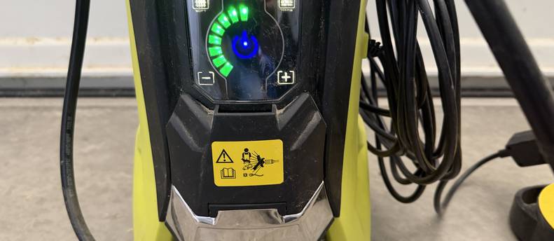 3800 PSI Touchscreen Pressure Washer