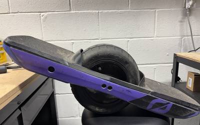 Onewheel rental in Pontiac