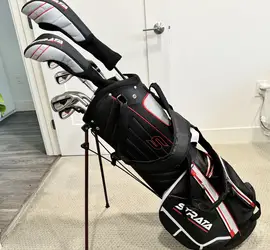 Strata golf clubs