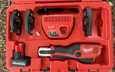Milwaukee M12 FORCE LOGIC ProPress Kit