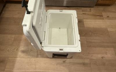 Cooler rental in Lakewood