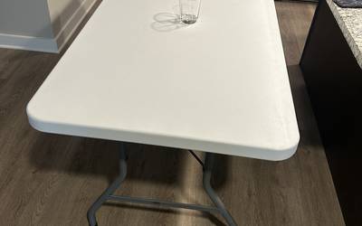 6ft Folding Party Table.