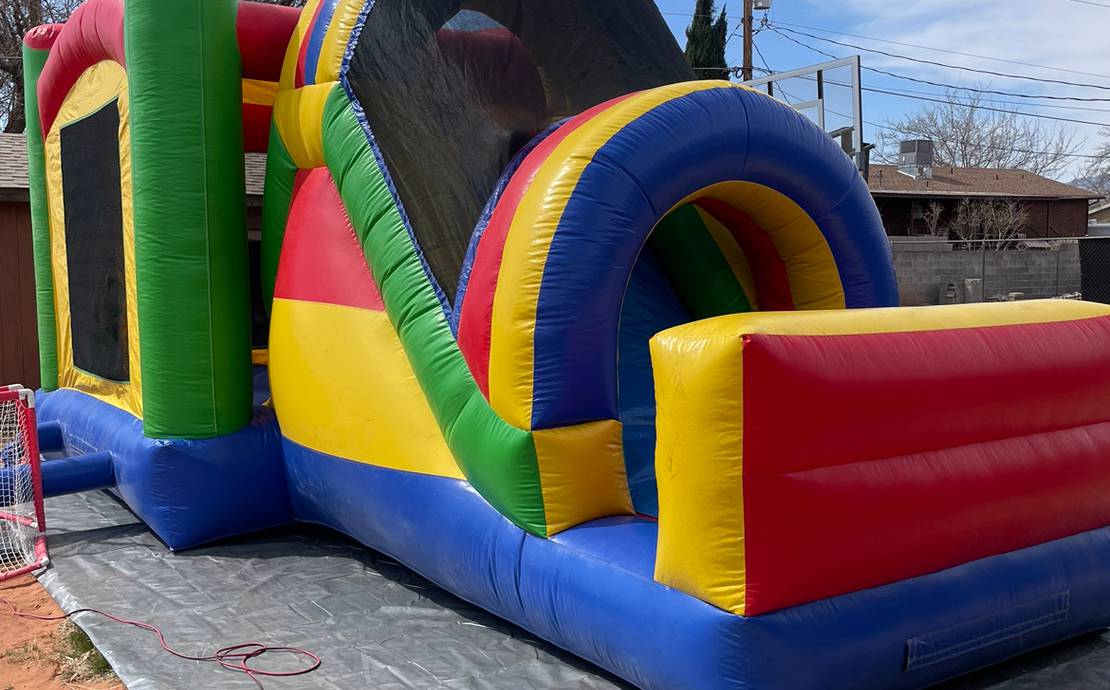Big high quality bouncehouse!