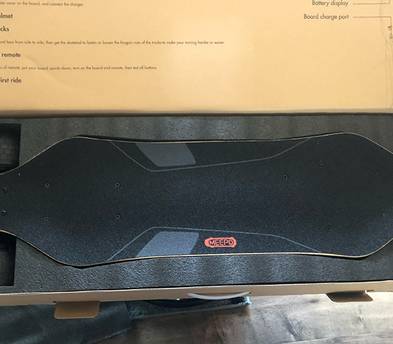 Meepo Shuffle V4s cords, and safety equipment included.