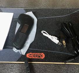 Meepo Shuffle V4s cords, and safety equipment included.