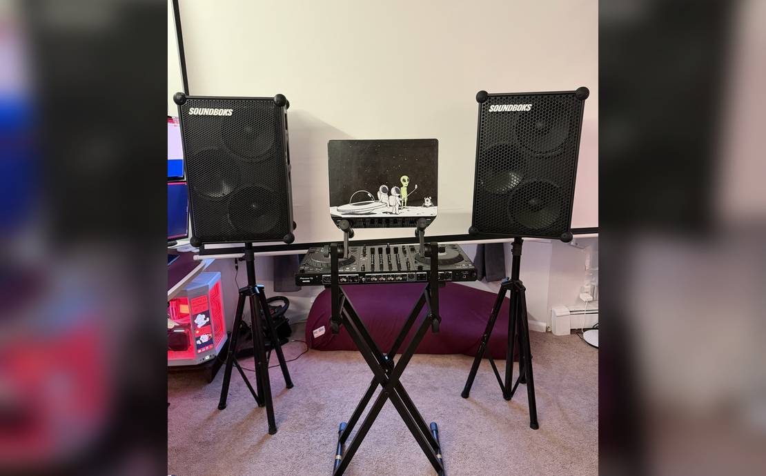 DDJ-FLX10 + 2 Soundboks Speakers DJ Package