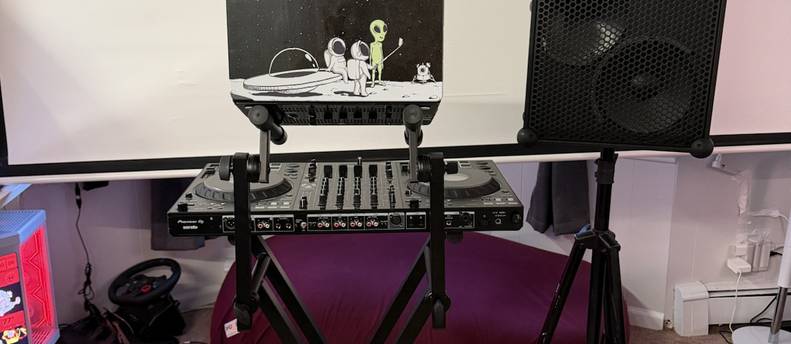 4 Soundboks 3 Speaker Rental Package