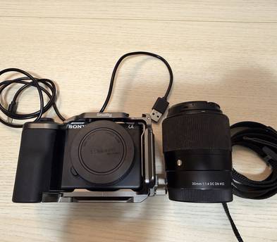 Sony ZV E10 II with Sigma 30mm F1.4 lens