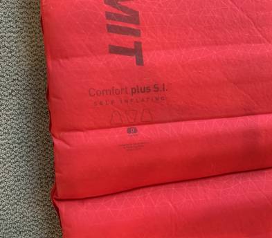 Sea to Summit comfort deluxe self inflating sleeping pad