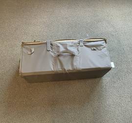 Graco pack n play- portable