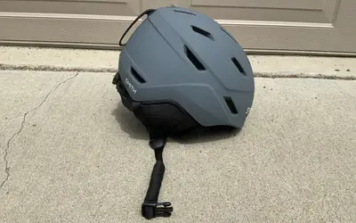 Helmet rental in Evergreen