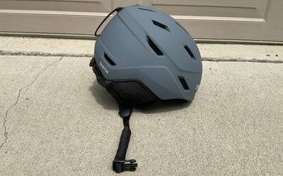 Helmet rental in Evergreen