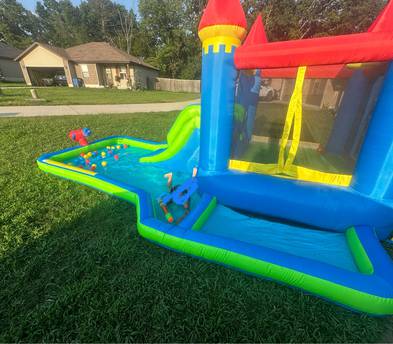 Inflatable water park for small children
