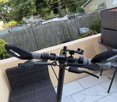 Ninebot Max G30 (loaded with mirrors + phone mount)