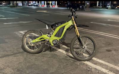 2 Peice Surron Light Bee X 2025
