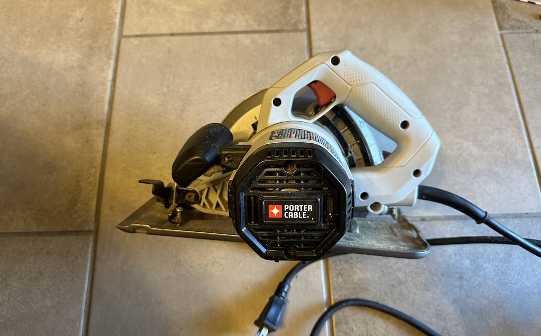 PORTER-CABLE 7 1/4 Electric Circular Saw